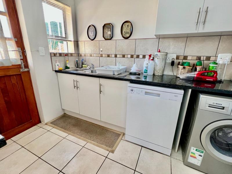 3 Bedroom Property for Sale in Stilbaai Wes Western Cape
